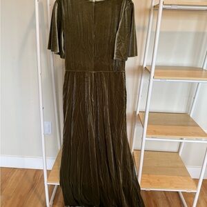 Elegant Olive Green Velvet Dress
